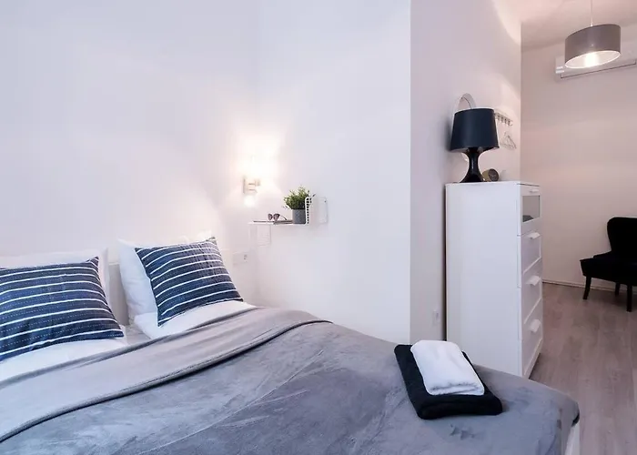 Brand New And Modern Apartament