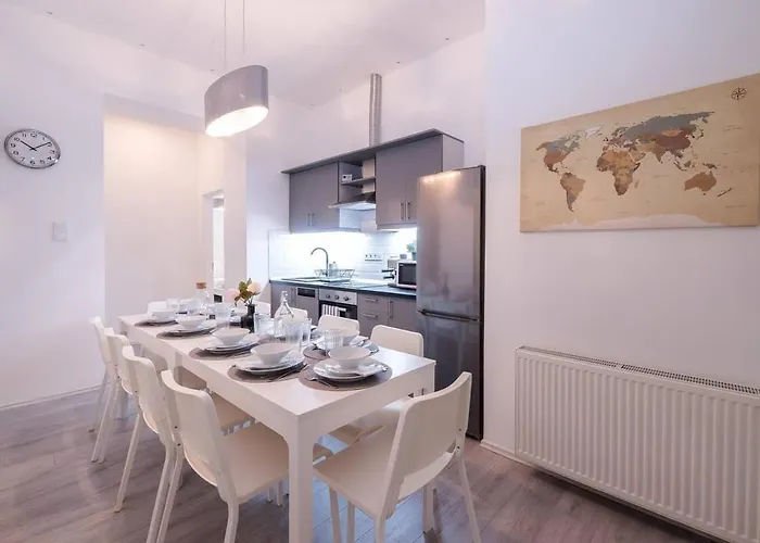 Brand New And Modern Budapesta