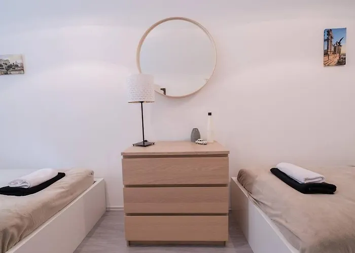 Brand New And Modern Apartament *