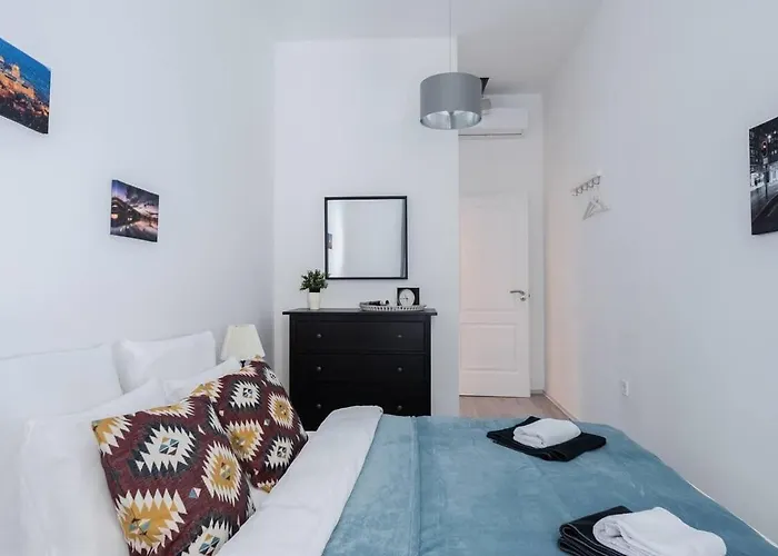 Apartament Brand New And Modern