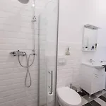 아파트 Brand New And Modern