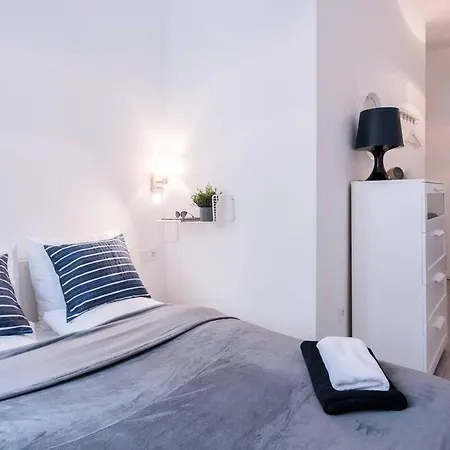 Brand New And Modern Apartmán