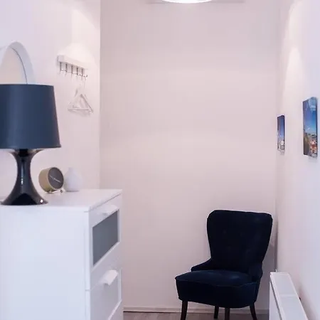 Апартаменты Brand New And Modern
